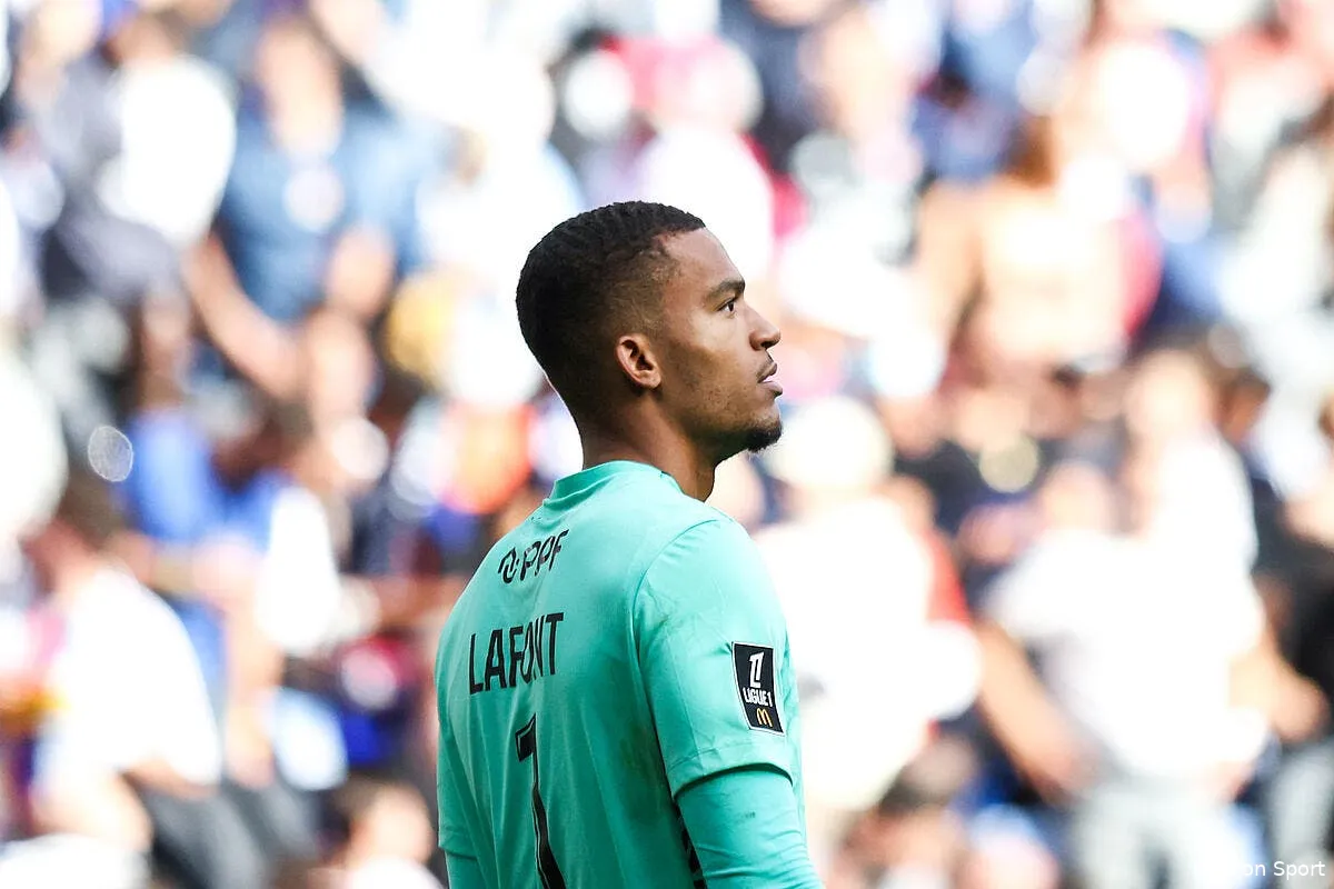 nantes bloque le depart d alban lafont iconsport 241215 0070 395721