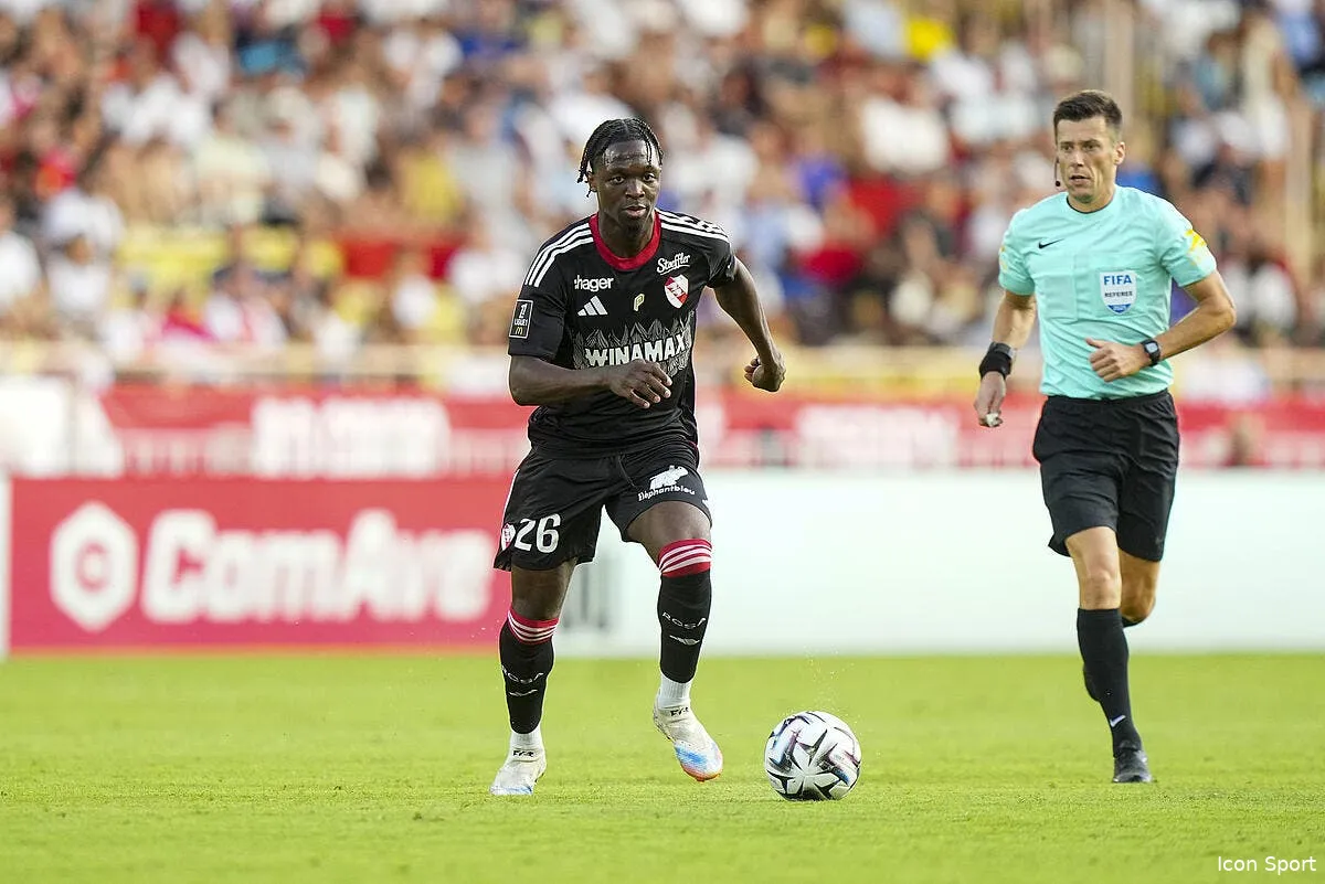 officiel nottingham fait sauter la banque pour bakwa iconsport 268639 0239 398276