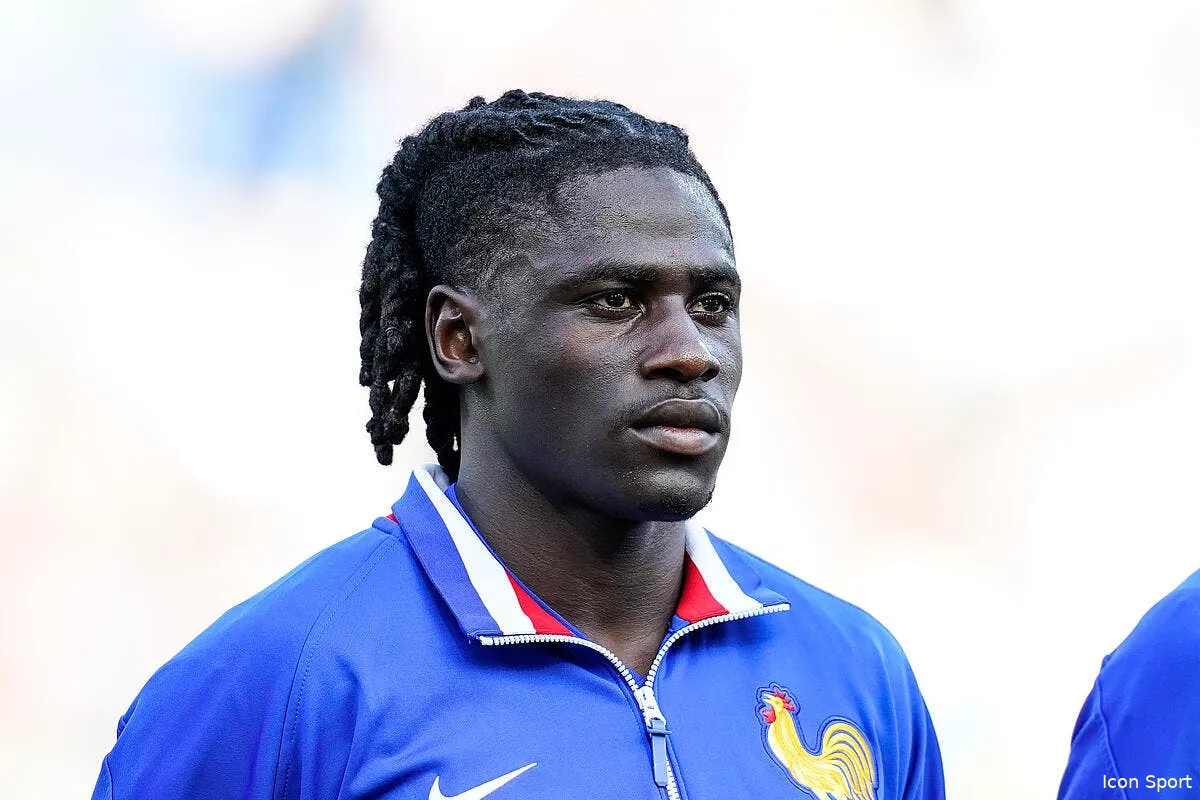 officiel un grand espoir francais signe a burnley iconsport 262578 0183 395093