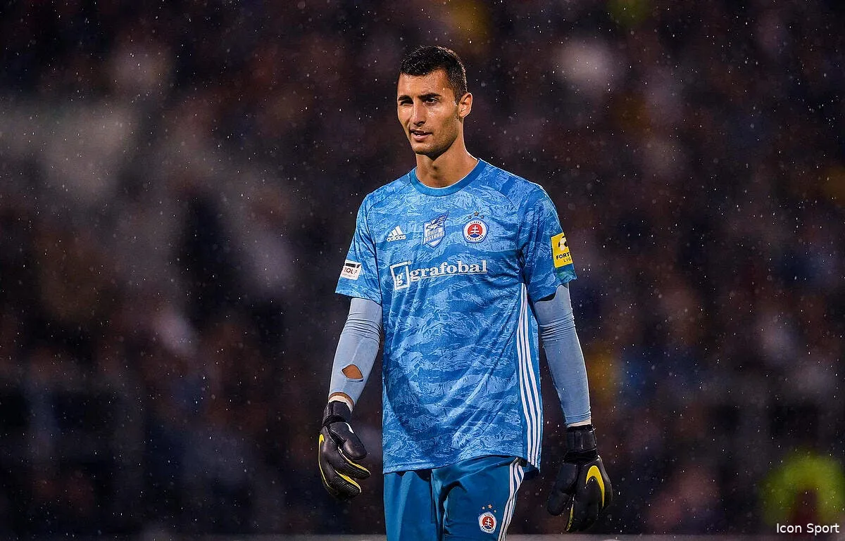 ol greif attend le feu vert de majorque pour foncer a lyon iconsport 121419 0045 396823