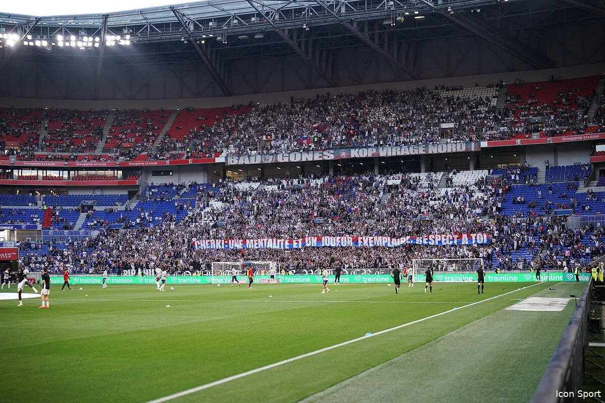 ol les supporters soldent le compte de textor iconsport 260409 0041 392892