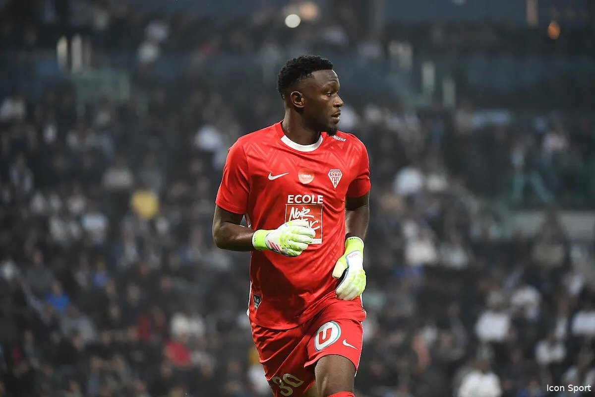 ol une star africaine pour remplacer lucas perri iconsport 259811 0053 396353