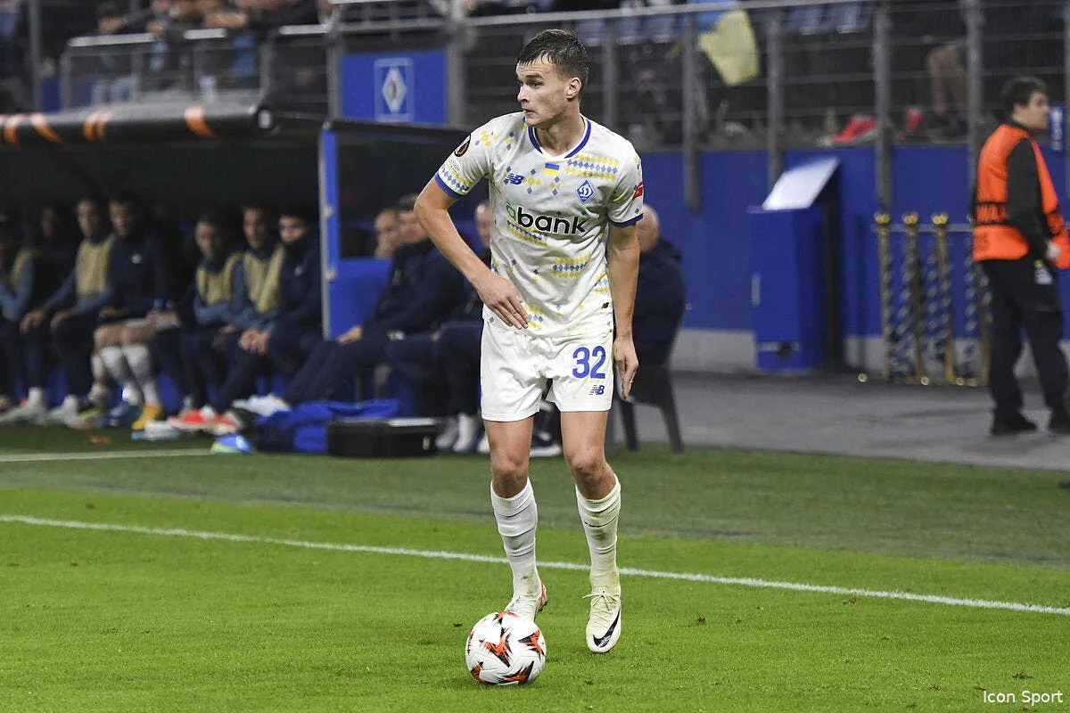 om un defenseur surdoue arrive d ukraine iconsport 240198 0039 396381