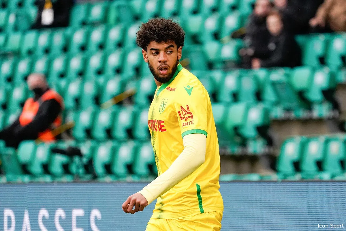 pfc le paris fc lache 10 me pour geubbels iconsport 156373 0347 397326