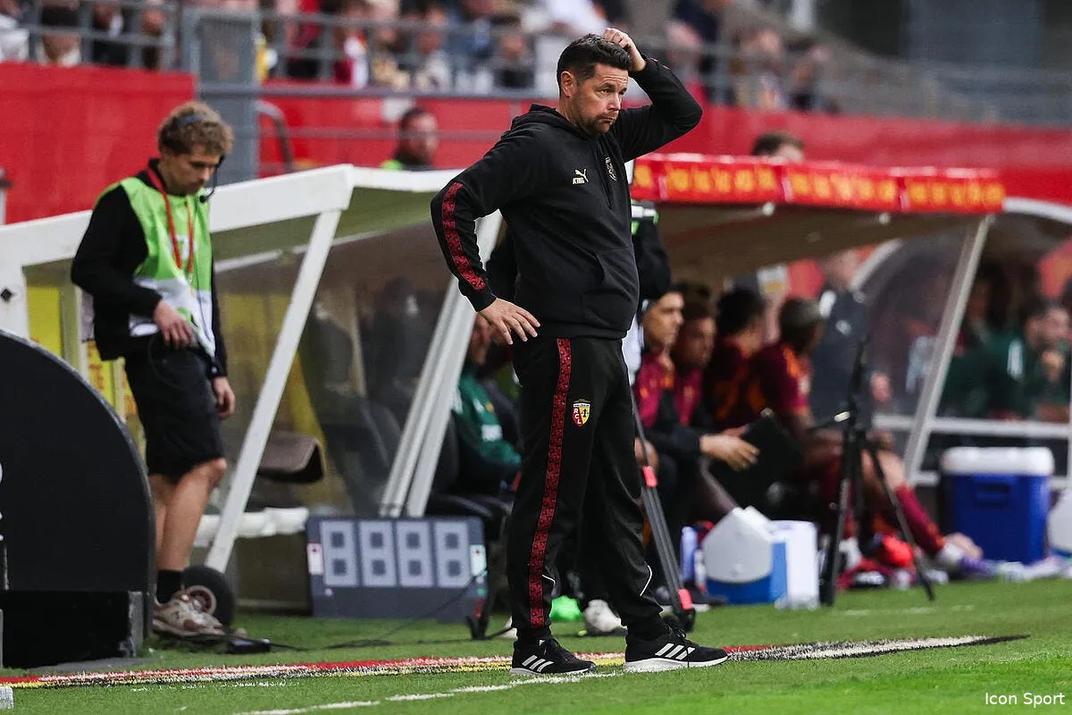 pierre sage enrage a deux semaines de lens ol iconsport 265804 0049 396654