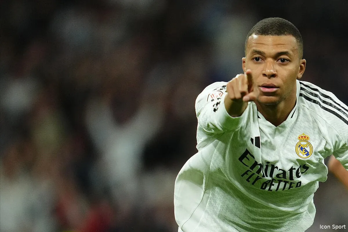 real kylian mbappe a deux ennemis dans le vestiaire iconsport 256479 0121 1 391616