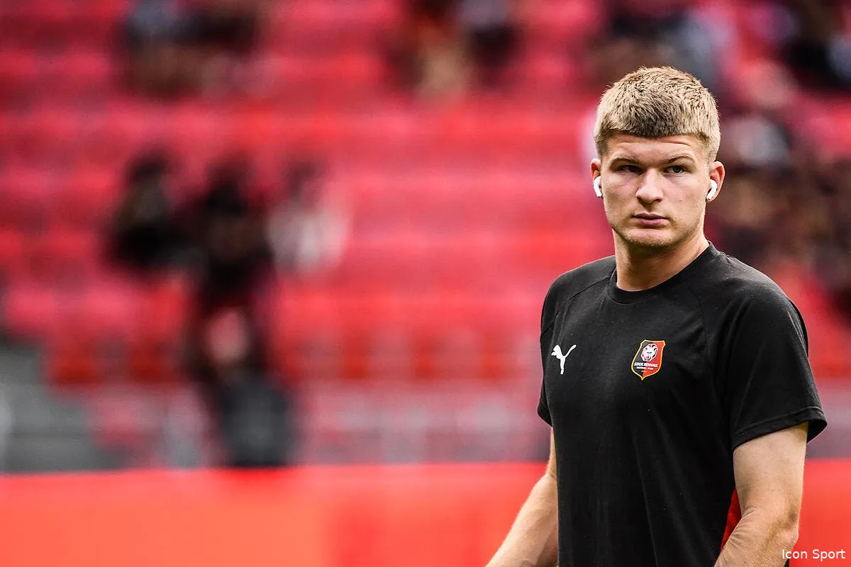 rennes leicester drague un indesirable de beye iconsport 266745 0130 398147