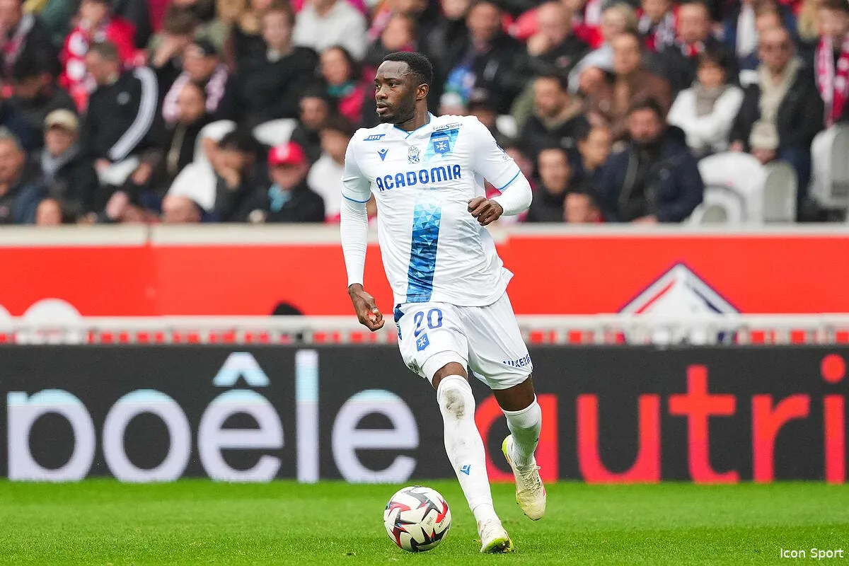 un cheque tombe du ciel l ol ne crache pas dessus iconsport 258163 0375 397577