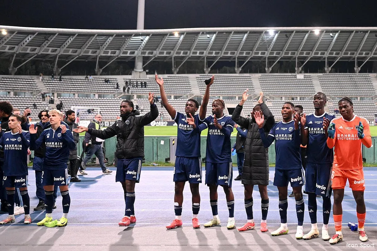 voir l ol l om et le psg pour 0 euro le pfc fait une annonce iconsport 256432 0291 390628