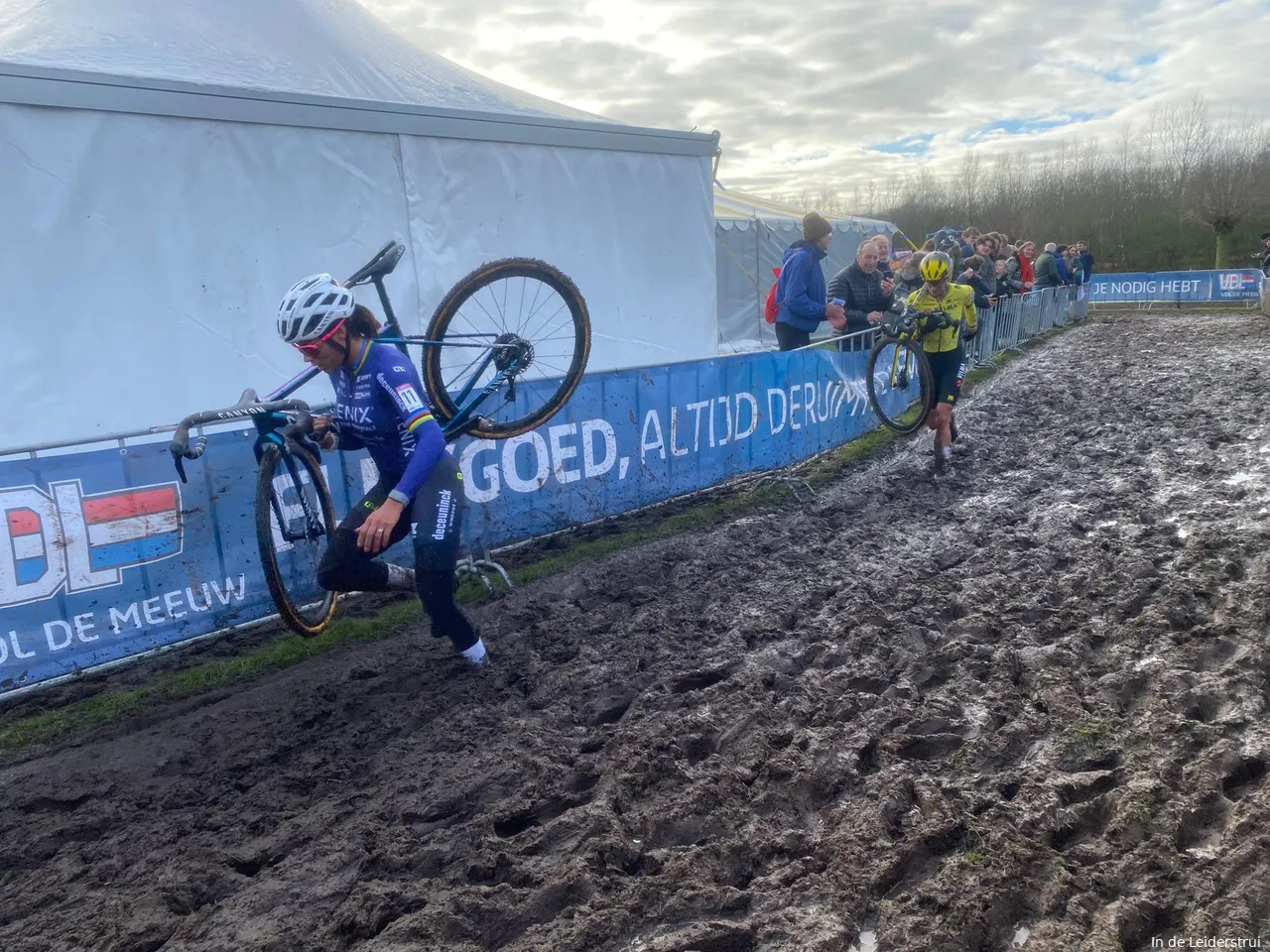 Alvarado and Vos in pursuit of the superior Pieterse&nbsp;