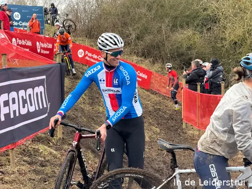 Czech legend Zdeněk Štybar was also there, scouting the course alongside a group of Czech riders