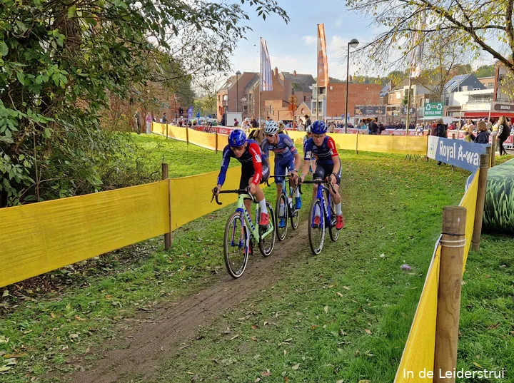 Thibau Nys at the front in Overijse