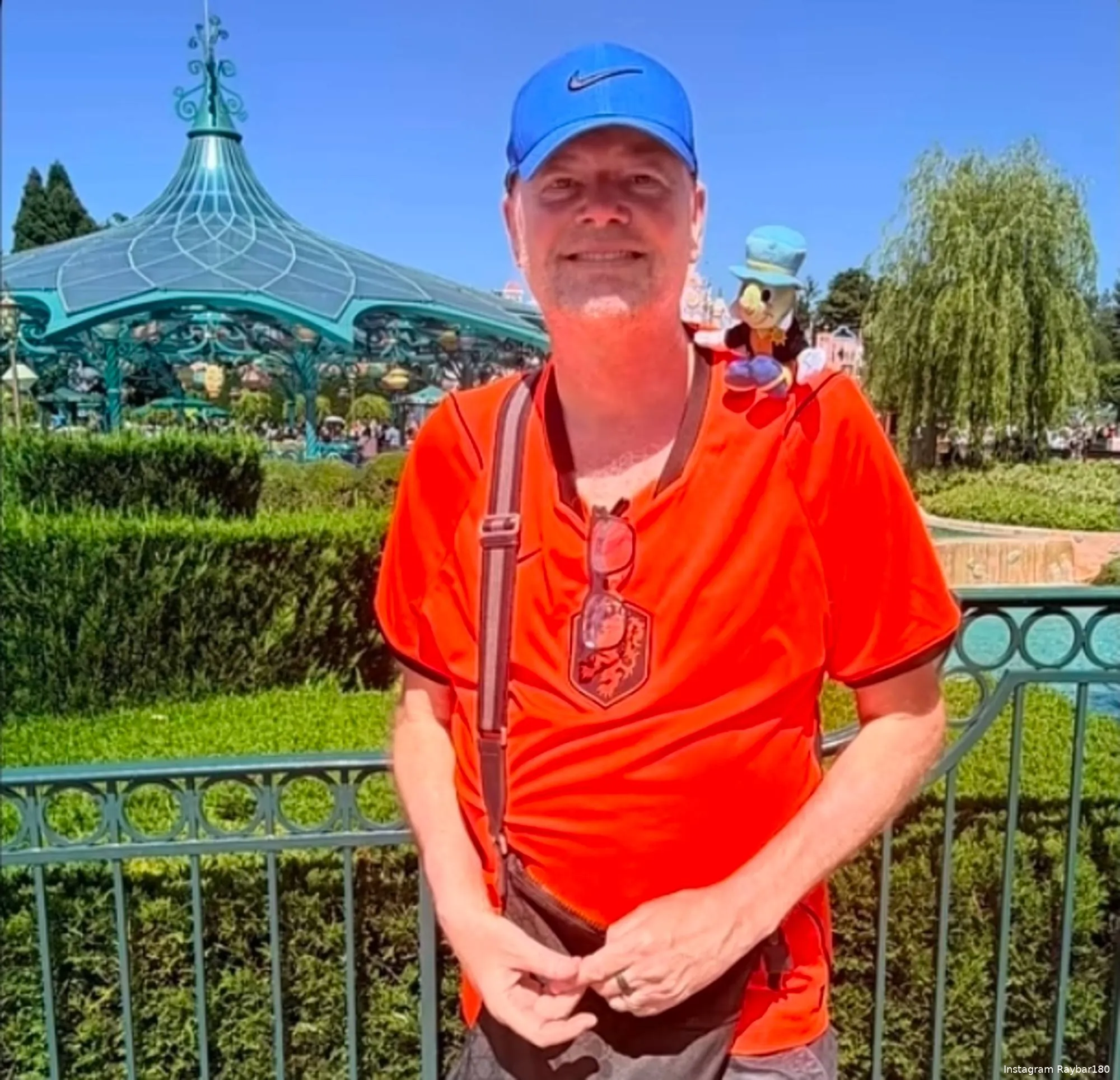 Raymond van Barneveld in Disneyland Paris