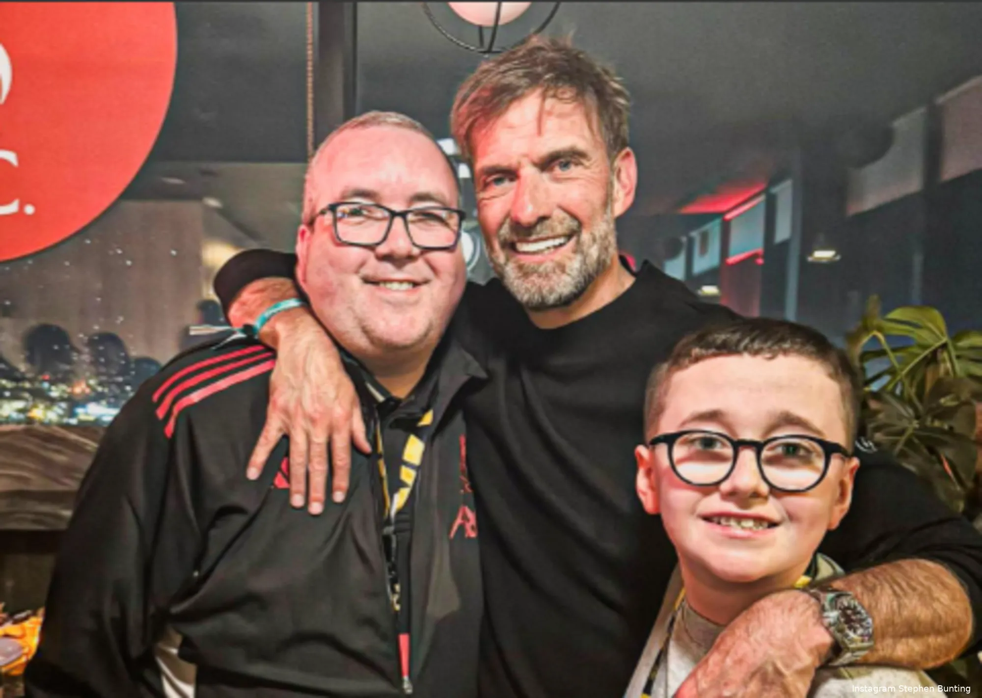 Stephen Bunting meets Jurgen Klopp