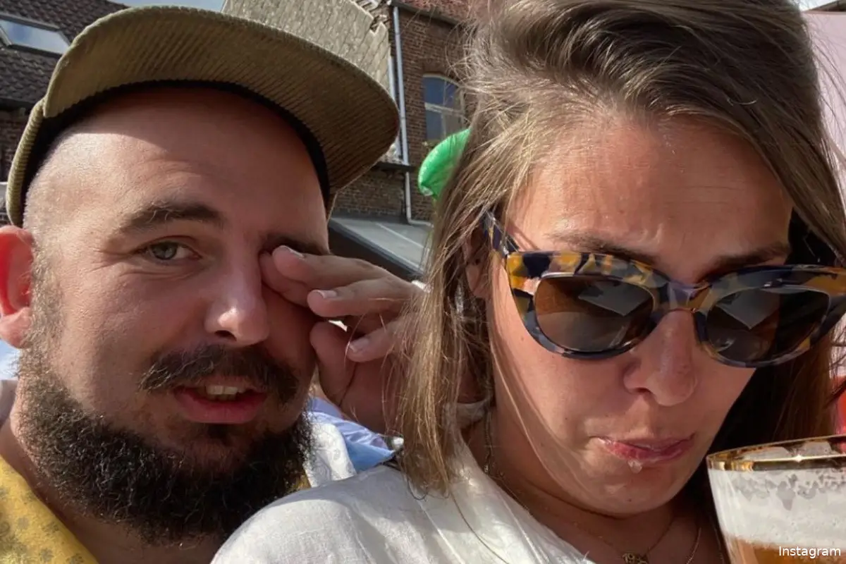 Bockie De Repper En Zijn Vriendin Julie Hebben Geweldig Nieuws Te Melden