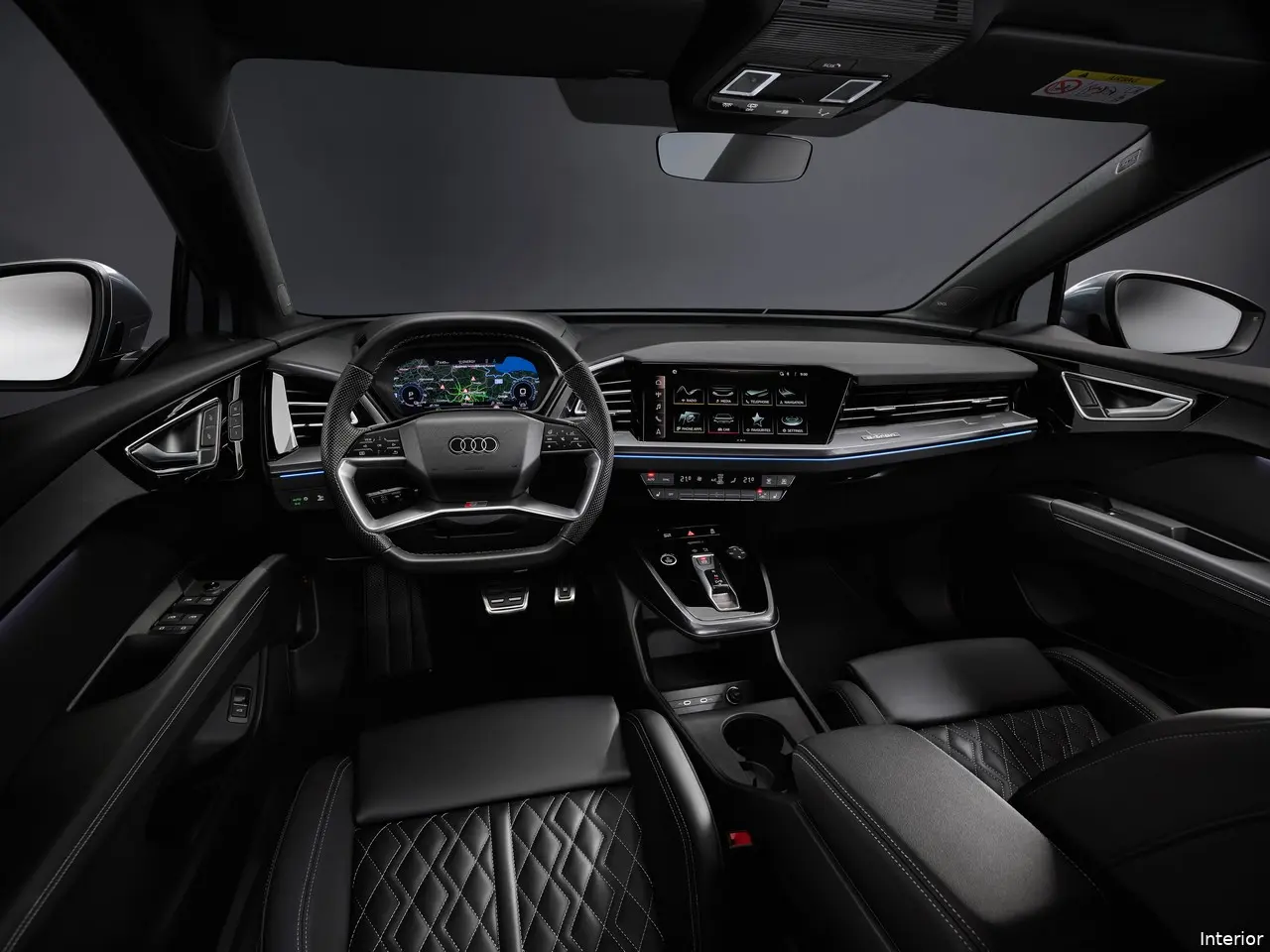 interni audi q4 e tron