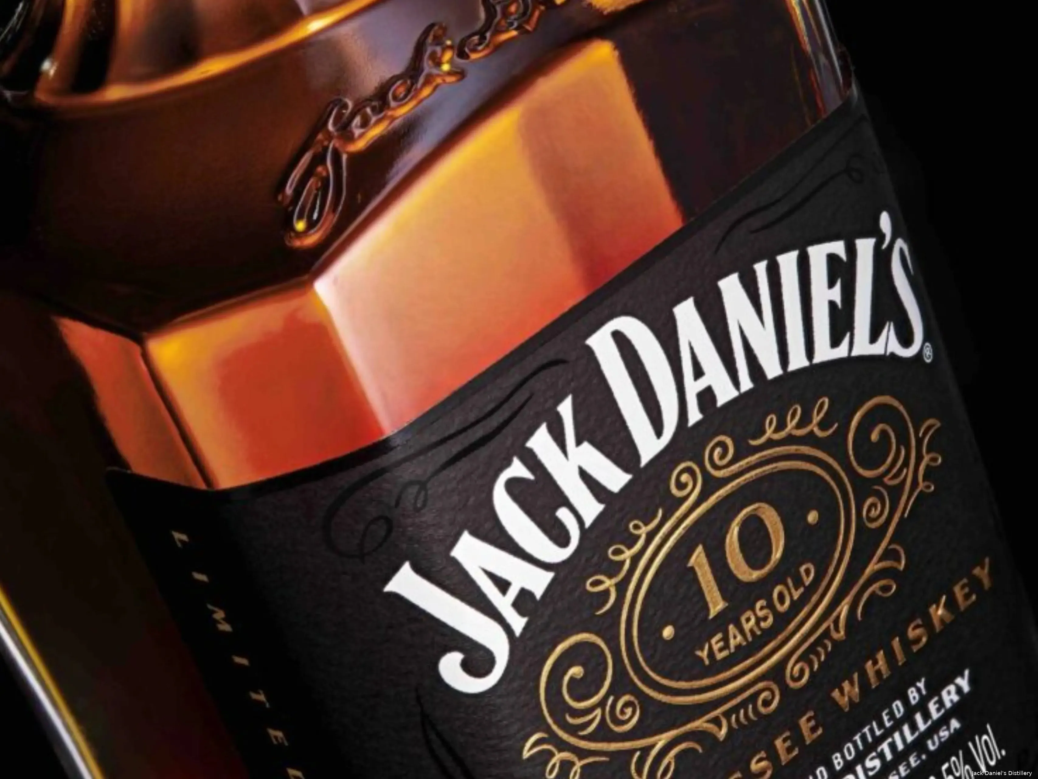 Jack Daniels 10 YO whiskey