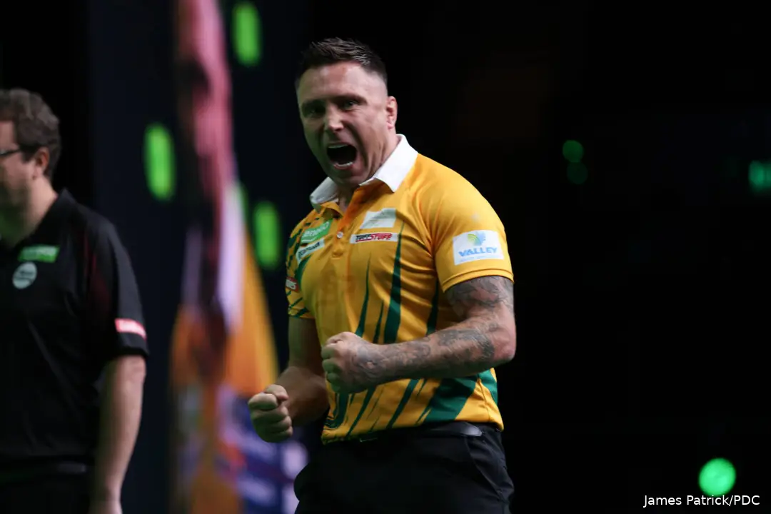 Price wist vrijdag het meeste indruk te maken en gooide als enige van de PDC-spelers een gemiddelde boven de 100.