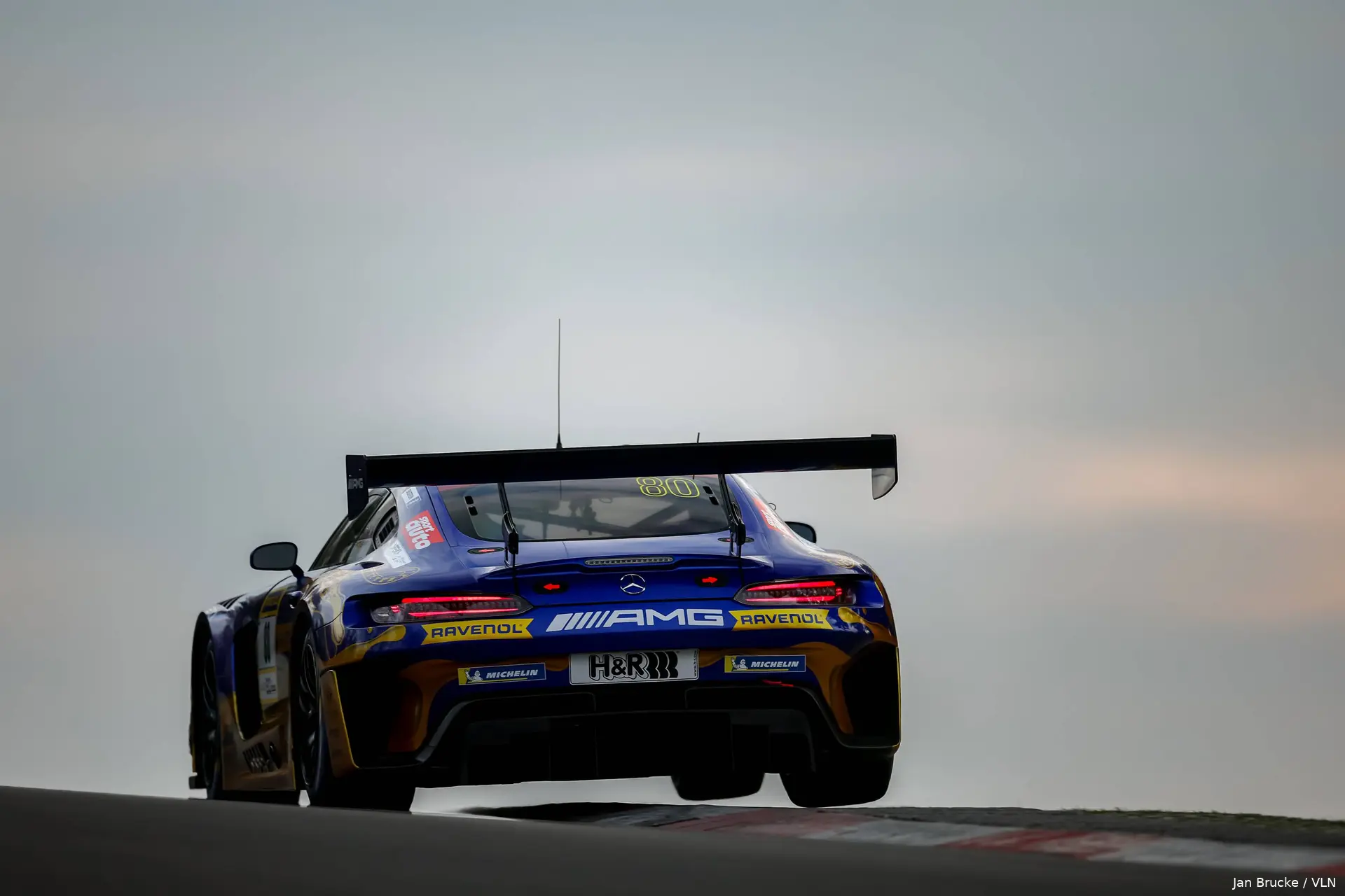 #80-Mercedes-Nurburgring-24-uu-nordschleife-maro-engel-fabian-schiller-maxime-martin-luca-stolz-12