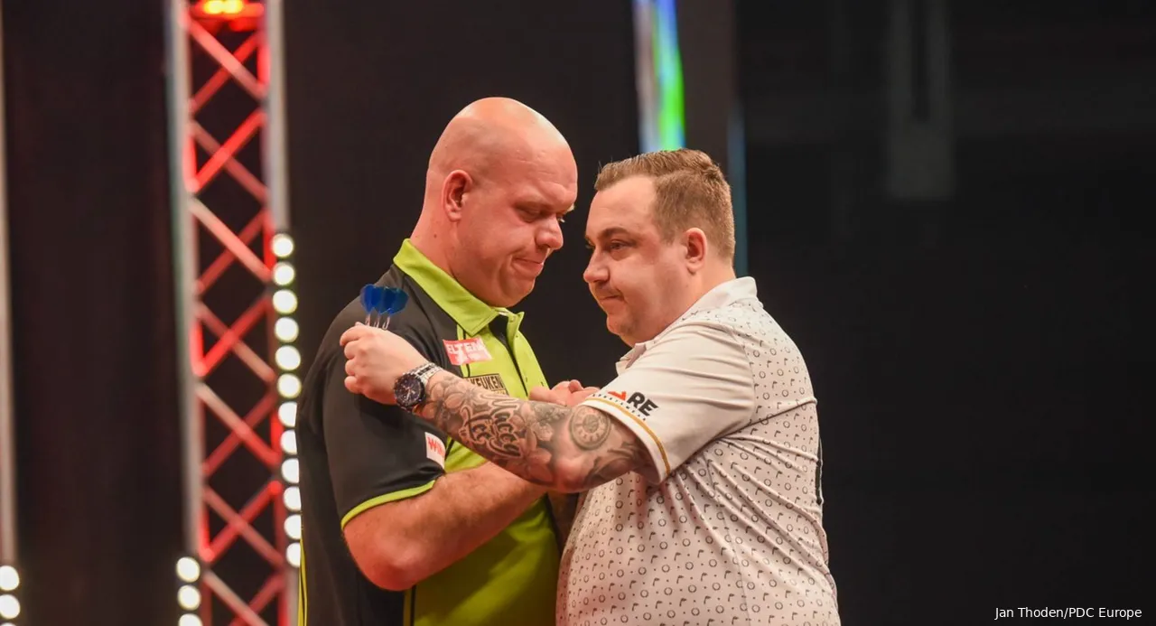 Kim Huybrechts verlor in der zweiten Runde des German Darts Grand Prix gegen Michael van Gerwen