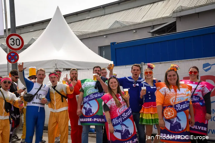 Die European Tour begeistert Fans in ganz Europa und hat sich längst als publikumsstarke Erfolgsgeschichte im internationalen Dartsport etabliert