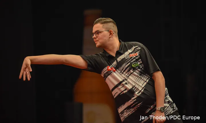 Wurde in Rosmalen als Hoffnungsträger des niederländischen Darts gefeiert: Gian van Veen