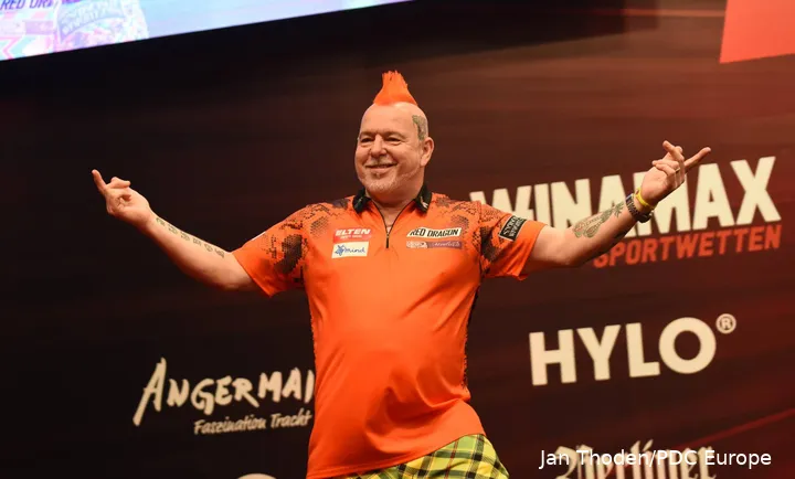 Werden wir Peter Wright in Orange auf dem Autotron sehen?