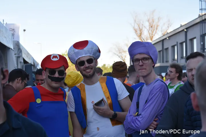 Wat motiveert dartsfans in Duitsland? Dat ontdekten we tijdens de German Darts Grand Prix in München