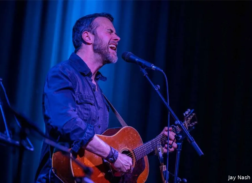 Solo optreden Jay Nash in theater De Kik