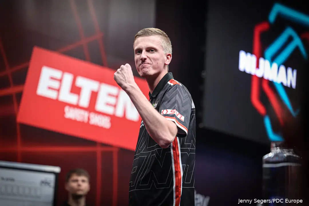 Wessel Nijman celebrates with a clenched fist