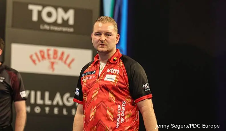 Auch das noch: Nach einer ohnehin schwierigen Zeit abseits des Oches erlebte Dimitri Van den Bergh ein World-Cup-Comeback zum Vergessen