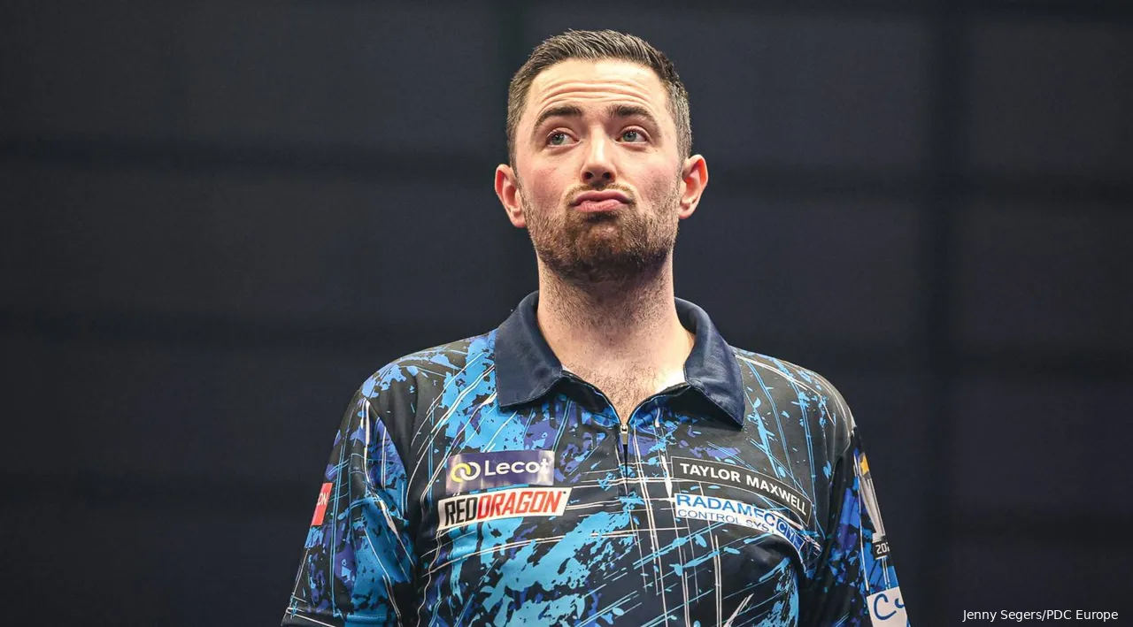 Humphries came through a dramatic decider with Michael Smith