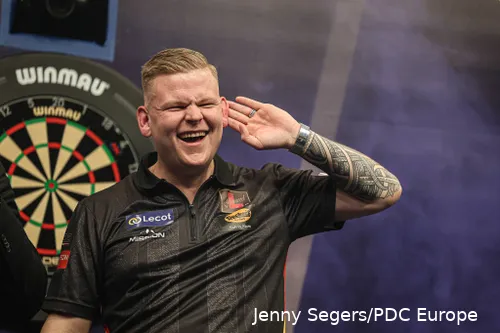 De Decker did not make himself popular with the PDC last year with his statements.