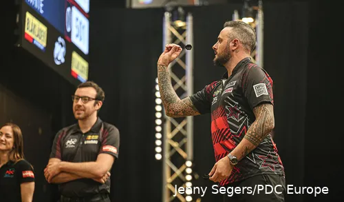 Joe Cullen in action