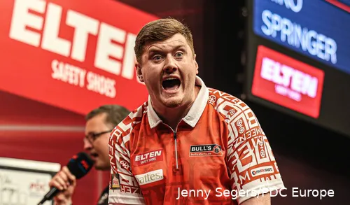 Feierte am Sonntagabend seinen ersten PDC-Titelgewinn im Herrenbereich: Niko Springer