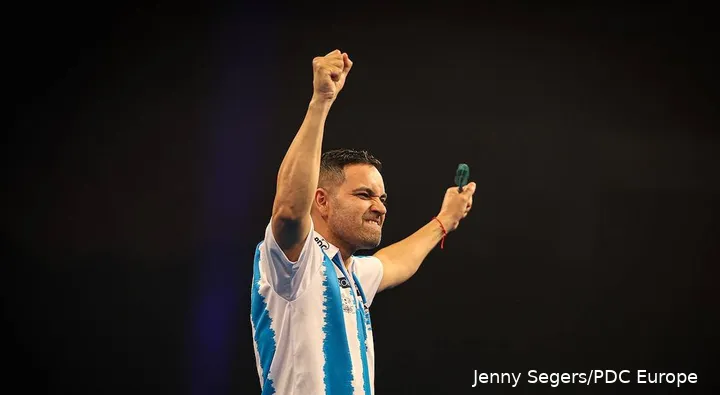 Jesus Salate celebrates towards the crowd