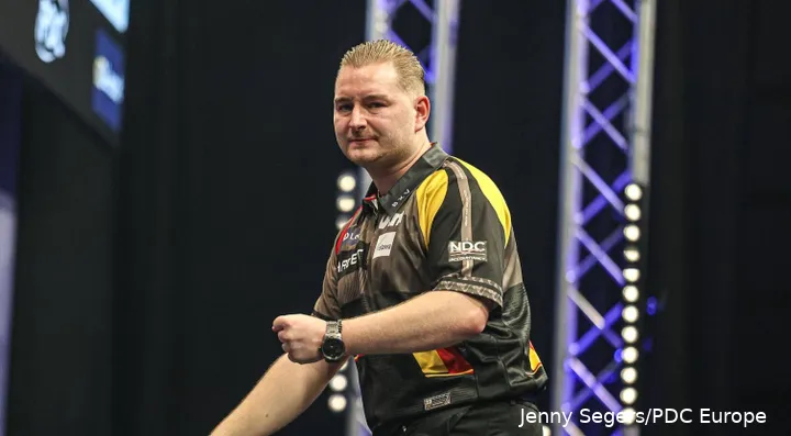 Dimitri Van den Bergh warf bei den Winmau World Masters in diesem Jahr einen Neun-Darter