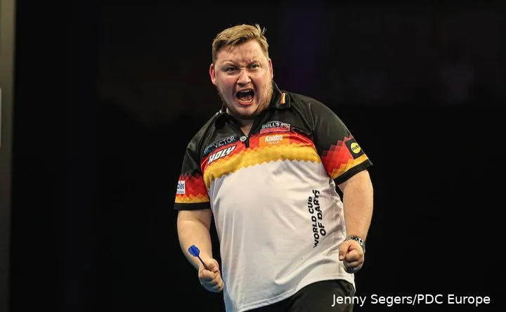 Mit Gebrüll ins World-Cup-Halbfinale: Nach einem spannenden Decider ließ Martin Schindler seinen Emotionen freien Lauf