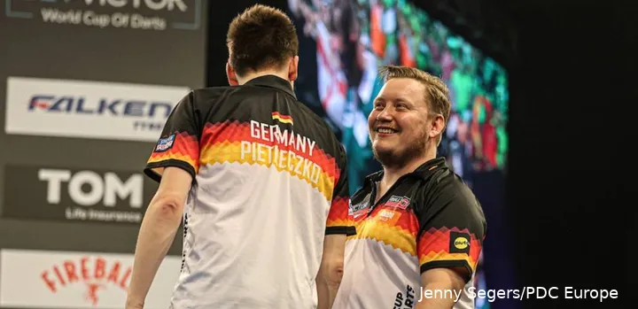 Martin Schindler und Ricardo Pietreczko schrieben beim World Cup of Darts 2025 mit dem Halbfinaleinzug ein Kapitel deutsche Darts-Geschichte