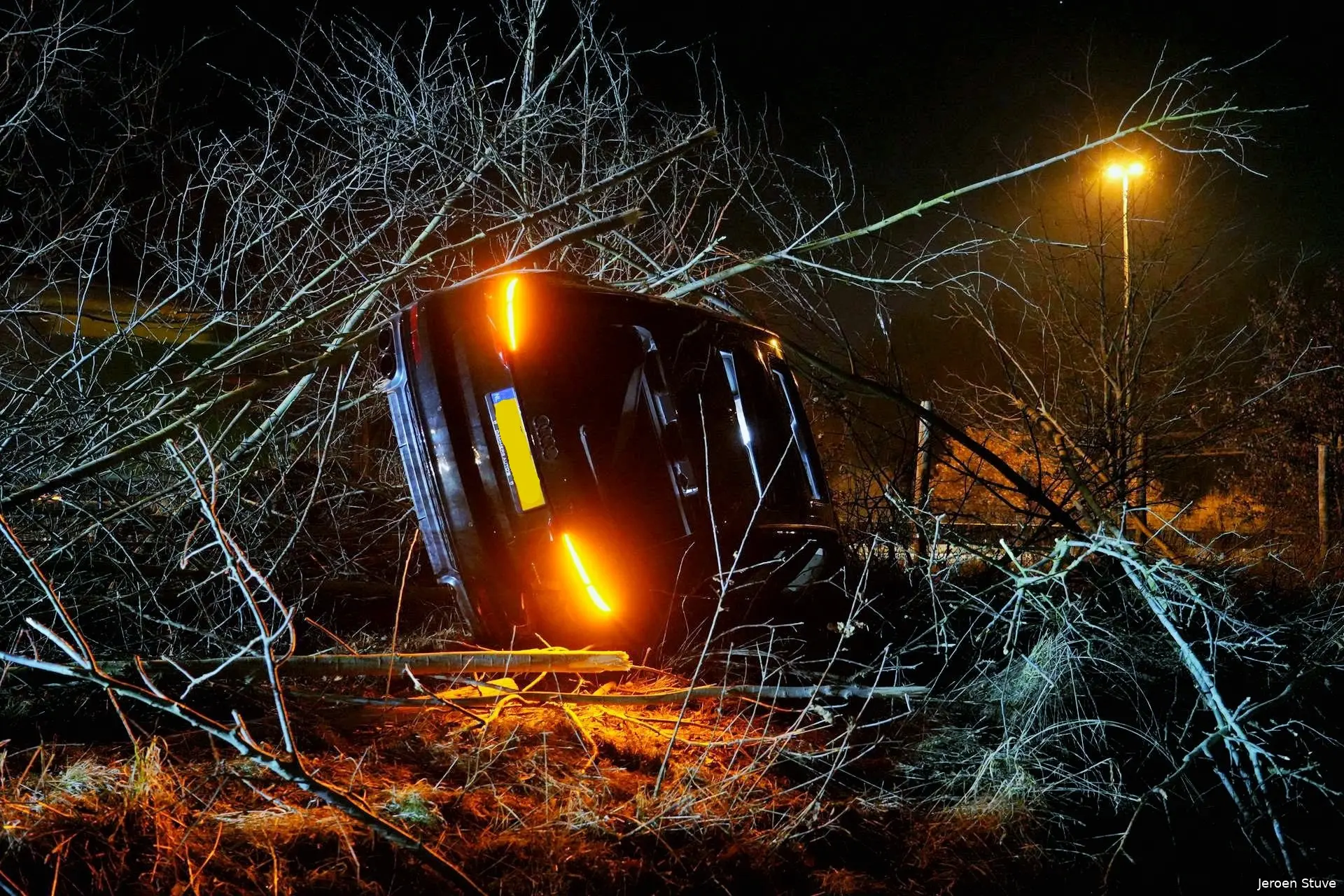 auto van de weg molenschot3