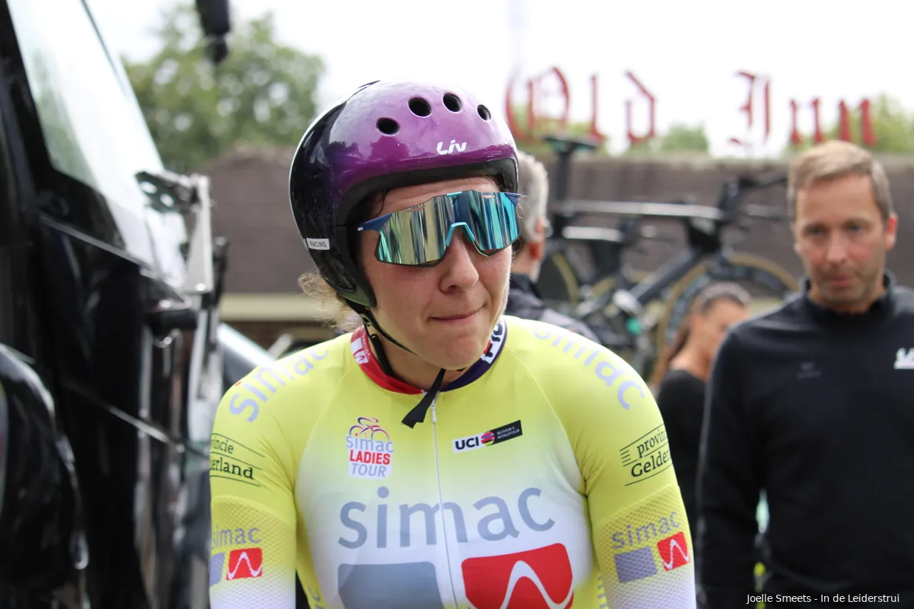 Alison Jackson in the jersey of the Simac Ladies Tour (2021)