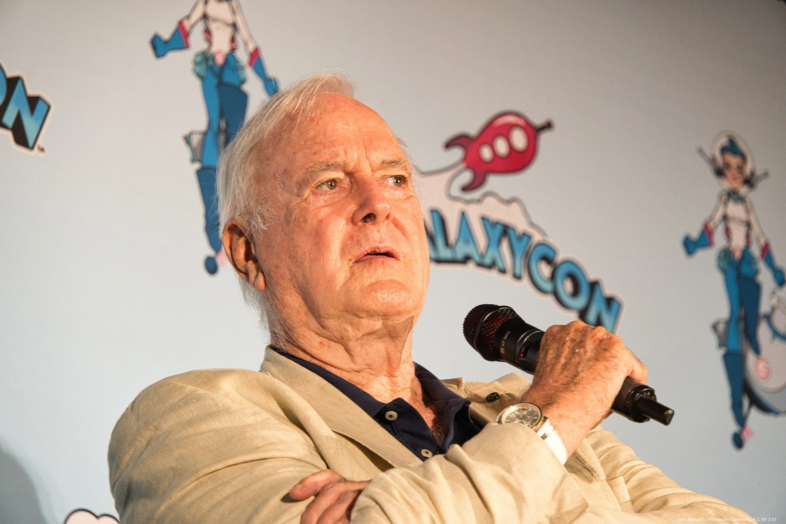 john cleese qa w patty hawkins at galaxy con richmond in 2023 3