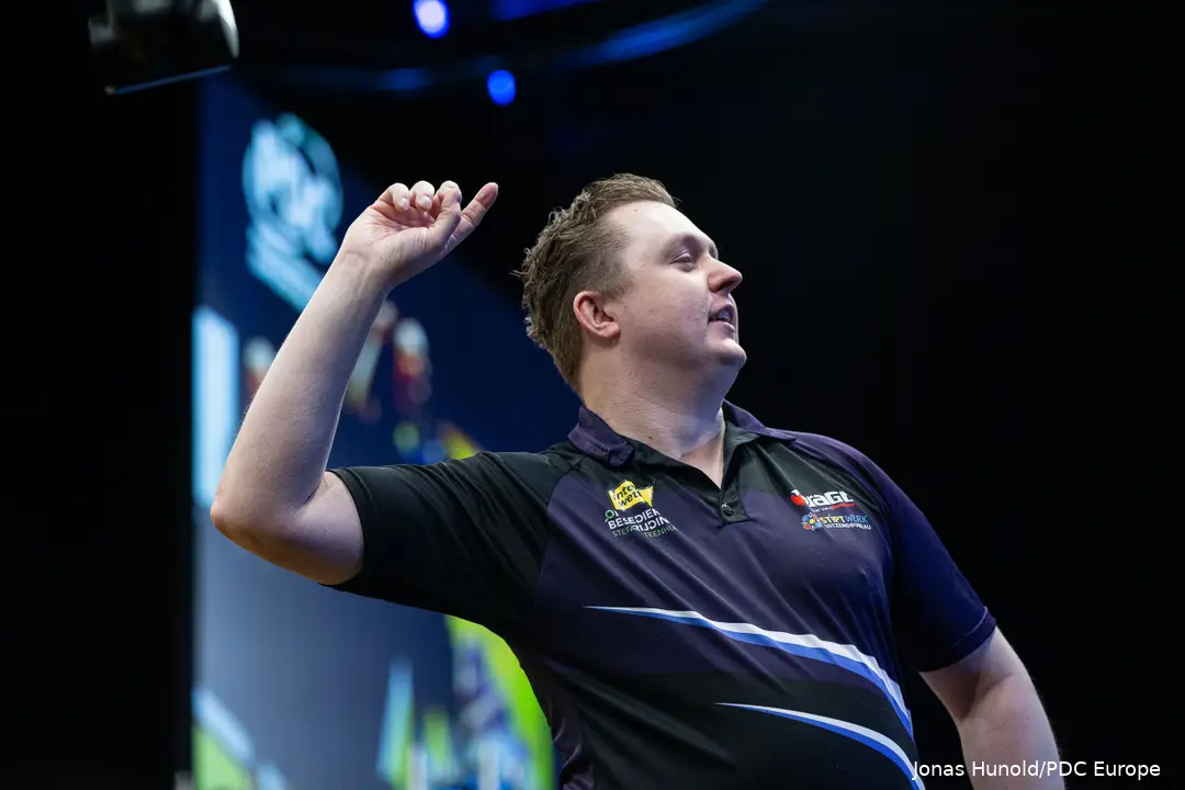 Martijn Dragt celebrates