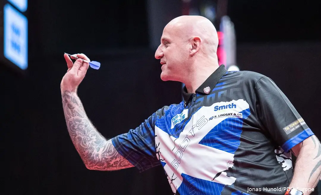 Alan Soutar, in addition to darts, is still active as a firefighter