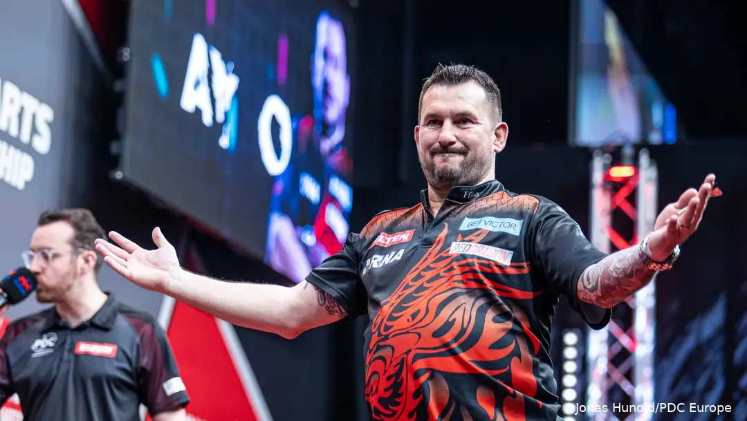 Clayton eliminated crowd favorite Van Gerwen in the semifinals