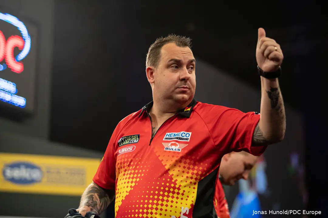 Kim Huybrechts bildet beim diesjährigen World Cup of Darts ein weiteres Duo mit Dimitri Van den Bergh