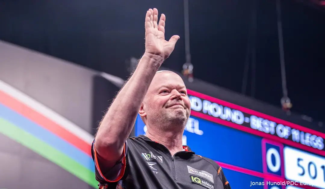 Van Barneveld dankt für Geburtstagsständchen<br>
