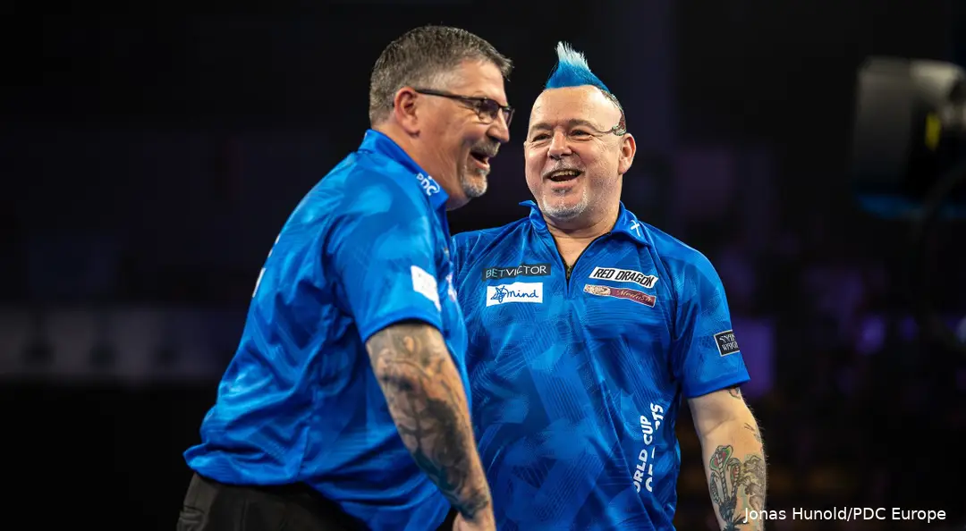Gary Anderson und Peter Wright lachen