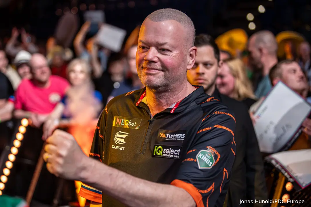Raymond van Barneveld brachte Ende der 90er Jahre das niederländische Darts auf die Landkarte