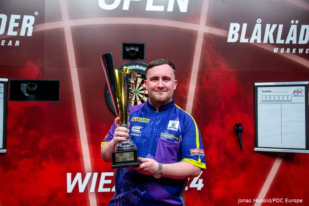 Luke Littler gaat proberen zijn titel te verdedigen op de Belgian Darts Open in Wieze